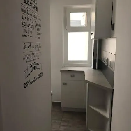 Classic Super Central Studio Apartment